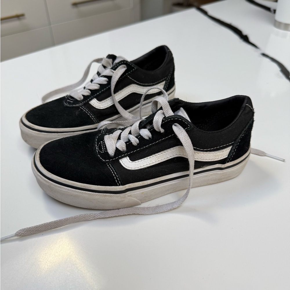 Vans Classic Kids Black and White Sneakers